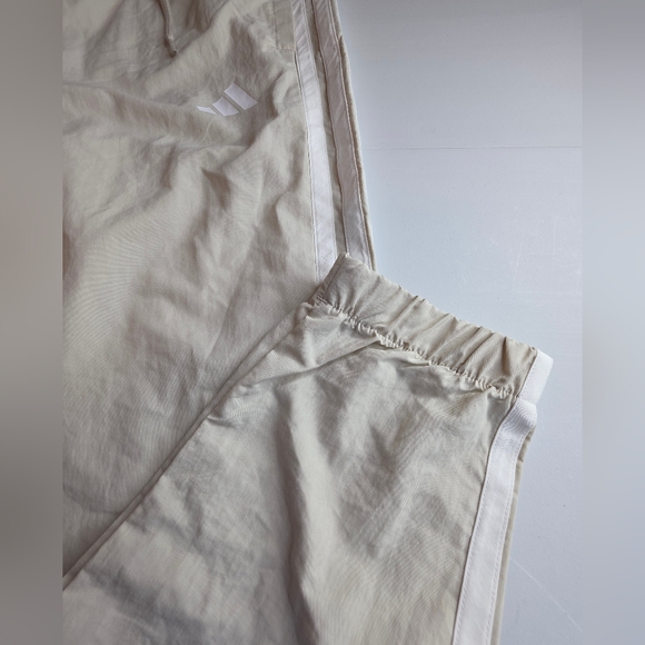 NWT Adidas Beige Jogger Pants White Stripes Multi Sport Size S Athletic 3035-Bm - Picture 9 of 14
